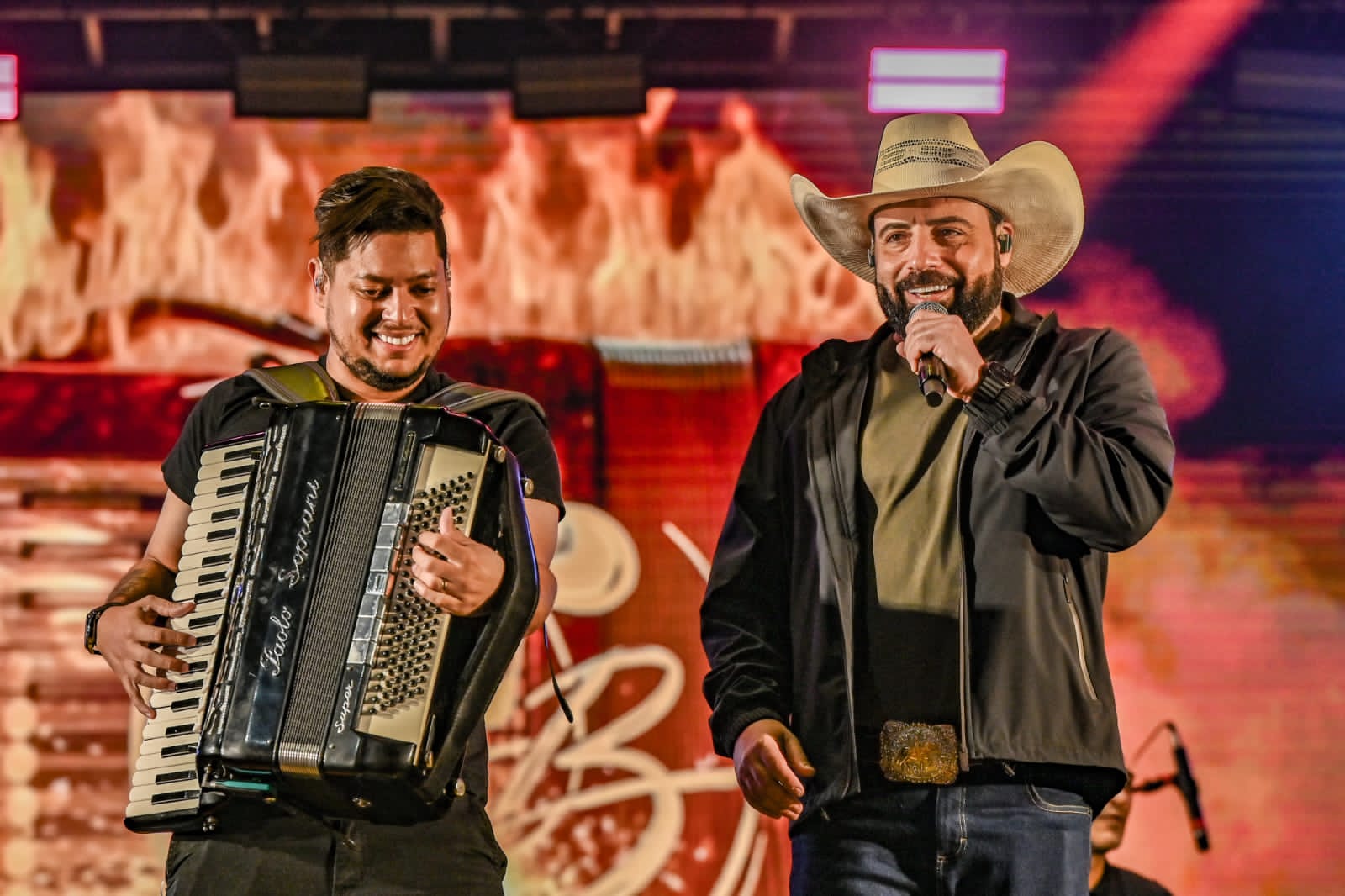 Forrozeiro Jairo Barboza é destaque no São João 2026